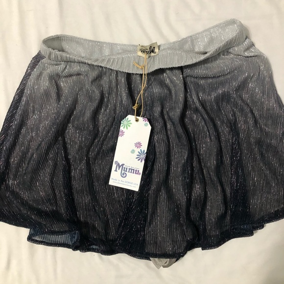 Show Me Your Mumu Carlos Swing Shorts - Picture 2 of 2